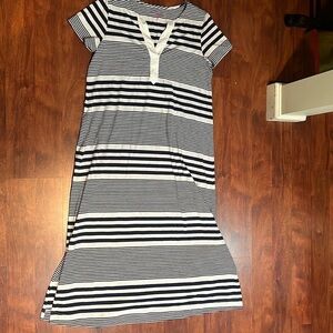 size medium vineyard vines stripe t shirt maxi dress